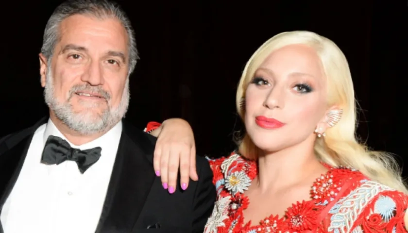 Joe Germanotta junto a su hija, la cantante Lady Gaga.