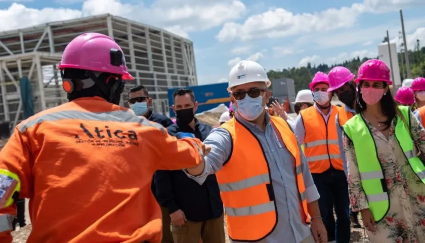 Presidente Duque visitó la planta en construcción de PepsiCo, en Guarne, Antioquia.