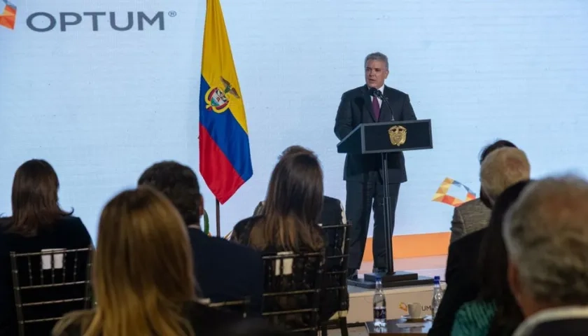 El Presidente Duque en un evento en Bogotá, de Optum Global Solutions.