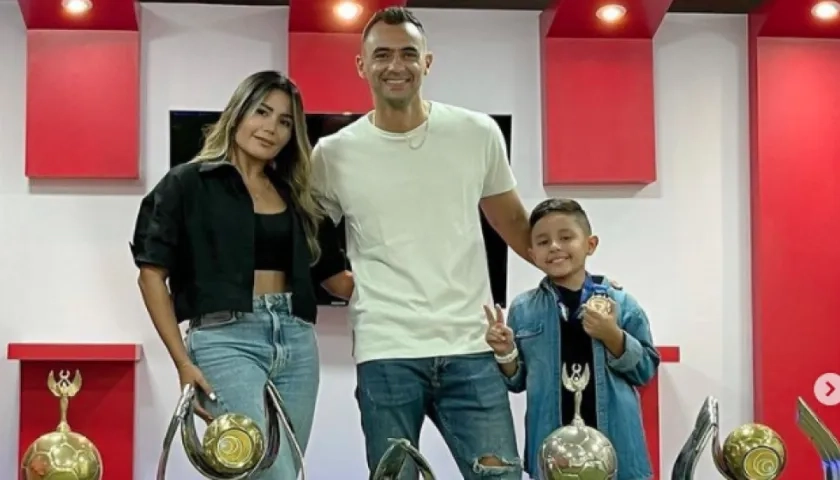 Marlon Piedrahita y su familia.