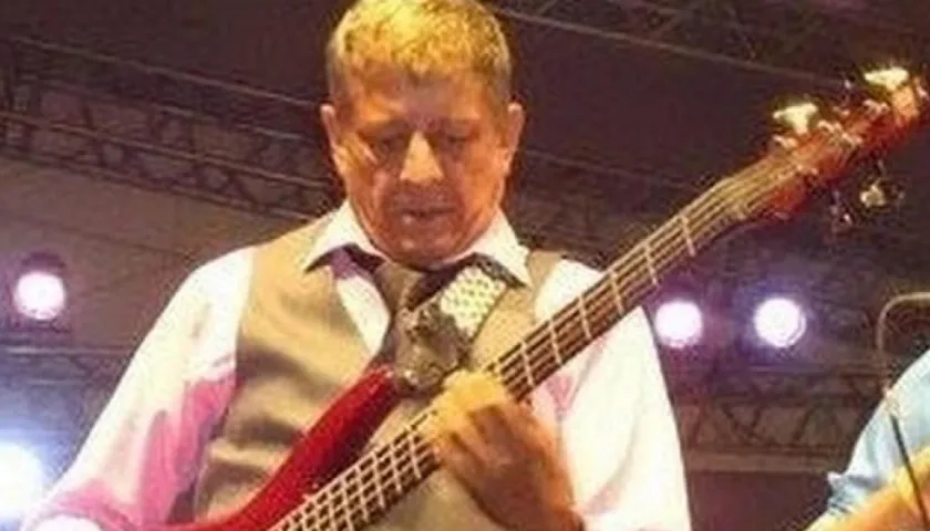 José Vásquez, "Quévaz", bajista y guitarrista fallecido.