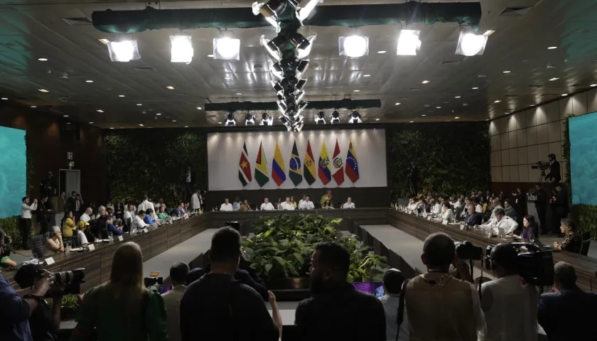 Sesión de apertura de la Cumbre Amazónica.