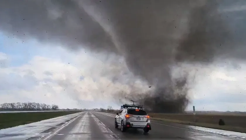 Uno de los tornados que azotó el estado de Nebraska. 