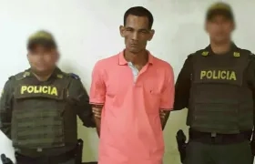 César Augusto Pereira, capturado por presuntamente atracar a los pasajeros de un bus.