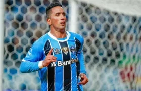 Lucas Barrios, delantero argentino nacionalizado paraguayo. 