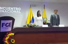 Encuentro Binacional entre el Fiscal General de Colombia, Néstor Humberto Martínez Neira, y la Fiscal General del Estado del Ecuador (E), Ruth Jimena Palacios Brito.