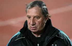 Carlos Salvador Bilardo, entrenador argentino. 
