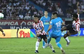 Espectacular remate de Didier Moreno para el gol del triunfo.