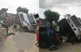 Maniobras para retirar el camión.