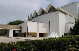 Teatro Amira de la Rosa.
