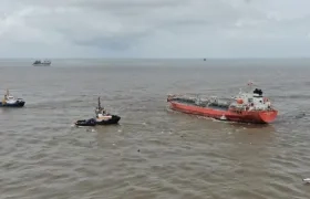 'Orchid Kefalonia', el más reciente buque encallado en el puerto de Barranquilla.