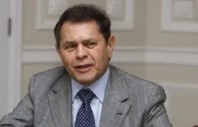 Carlos Mattos.