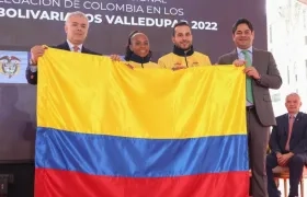 Ingrit Valencia y Carlos Ramírez, abanderados de Colombia.