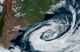 Ciclón extratropical en las costas de Brasil. 