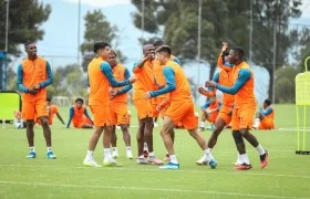 Jugadores de la Selección Ecuador en los entrenamientos de este domingo