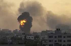 Imagen de bombardeo en Gaza.