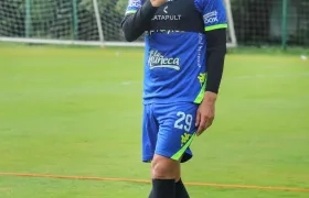 Teófilo Gutiérrez en un entrenamiento con el Deportivo Cali.