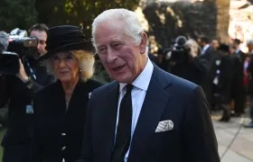 Carlos III, rey de Inglaterra, quien también padece cáncer. 