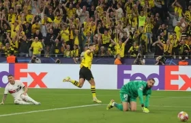 Niclas Fullkrug inicia su festejo tras marcar el gol que le dio la victoria al Dortmund sobre el PSG.