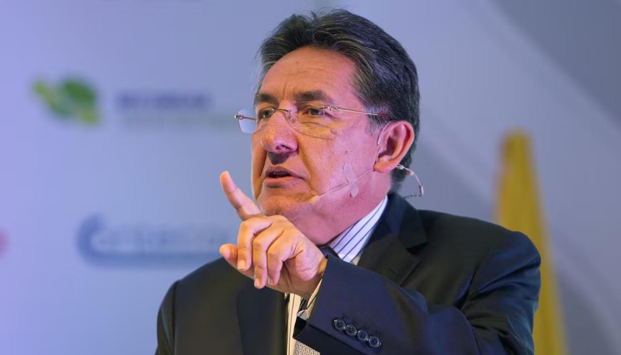 Néstor Humberto Martínez.