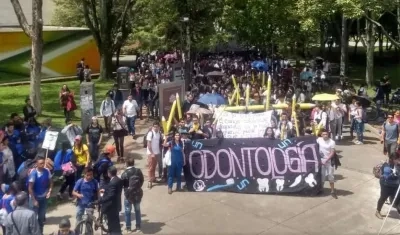 La marcha de los lápices como fue denominada la manifestación de los estudiantes colombianos.