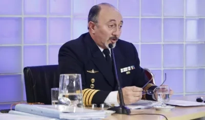 El jefe del predio naval de Mar del Plata, Gabriel Attis.