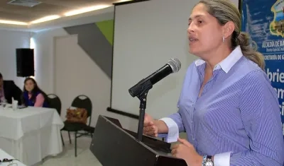 Alma Solano, secretaria de Salud del Distrito.