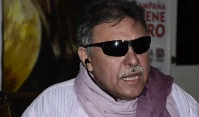 Seuxis Paucias Hernández Solarte, 'Jesús Santrich', después de votar en Barranquilla.