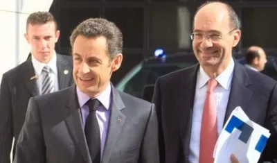 Nicolas Sarkozy y el exministro francés Eric Woerth.