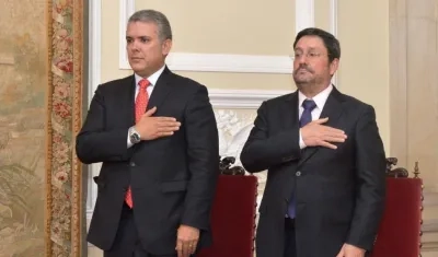 El Presidente Iván Duque y el embajador de Colombia en Estados Unidos, Francisco Santos. 