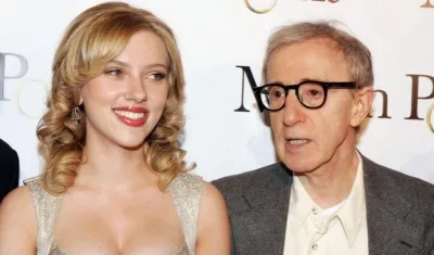 La actriz Scarlett Johansson y el cineasta Woody Allen.