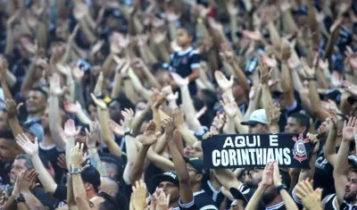 Hinchas del Corinthians. 