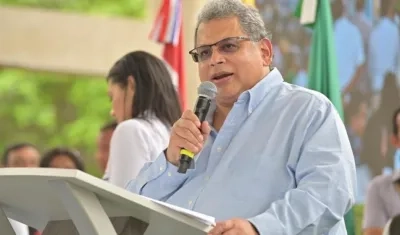 El Superintendente de Salud, Ulahy Beltrán, en la audiencia sobre el sector salud en La Guajira..