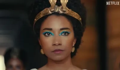 Actriz que representará a Cleopatra en la serie de Netflix. 