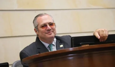 Iván Name, presidente del Senado.