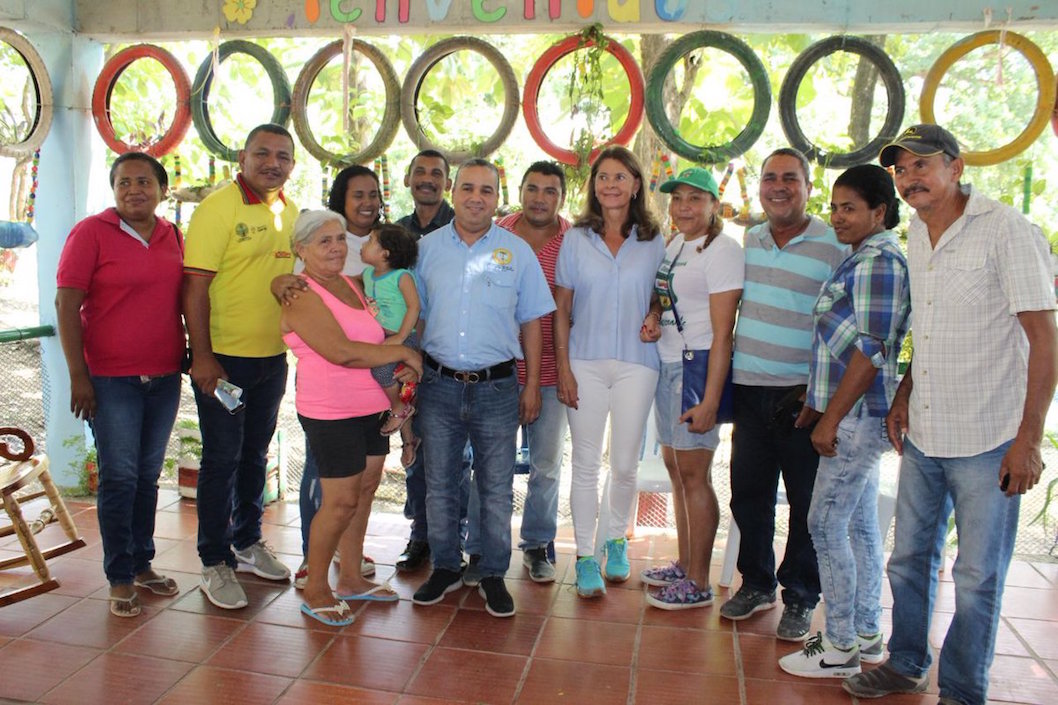La Vicepresidenta Marta Lucía Ramírez reunida con autoridades y líderes sociales.