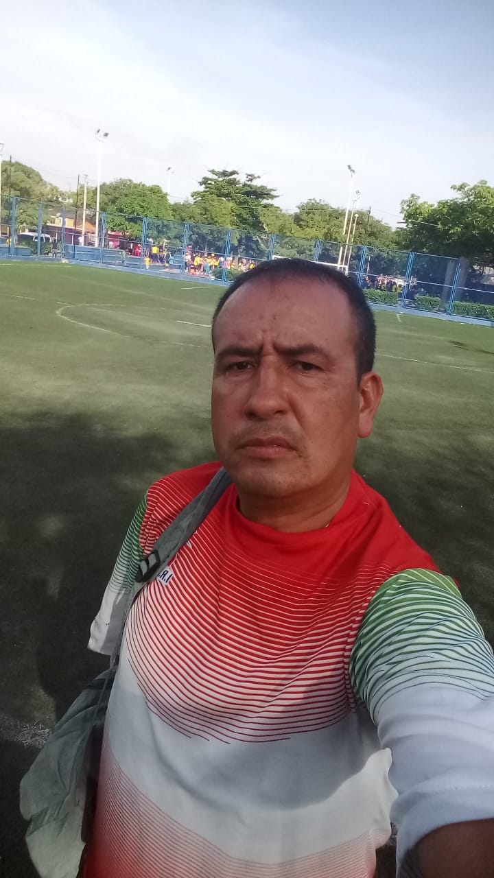 El arquero Carlos Julio Ramírez de Tunja, con amputación en brazo, busca un cupo en la selección que irá a México.