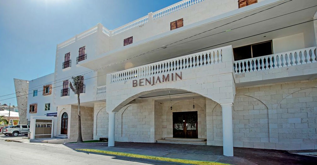 Fachada del Hotel Benjamín en México.