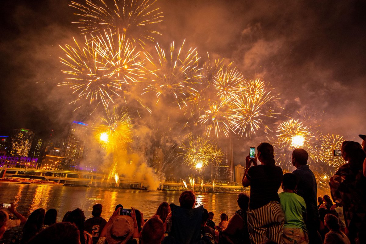 En el Pacífico Sur del mundo ya los ciudadanos celebran el 2019, con fuegos artificiales
