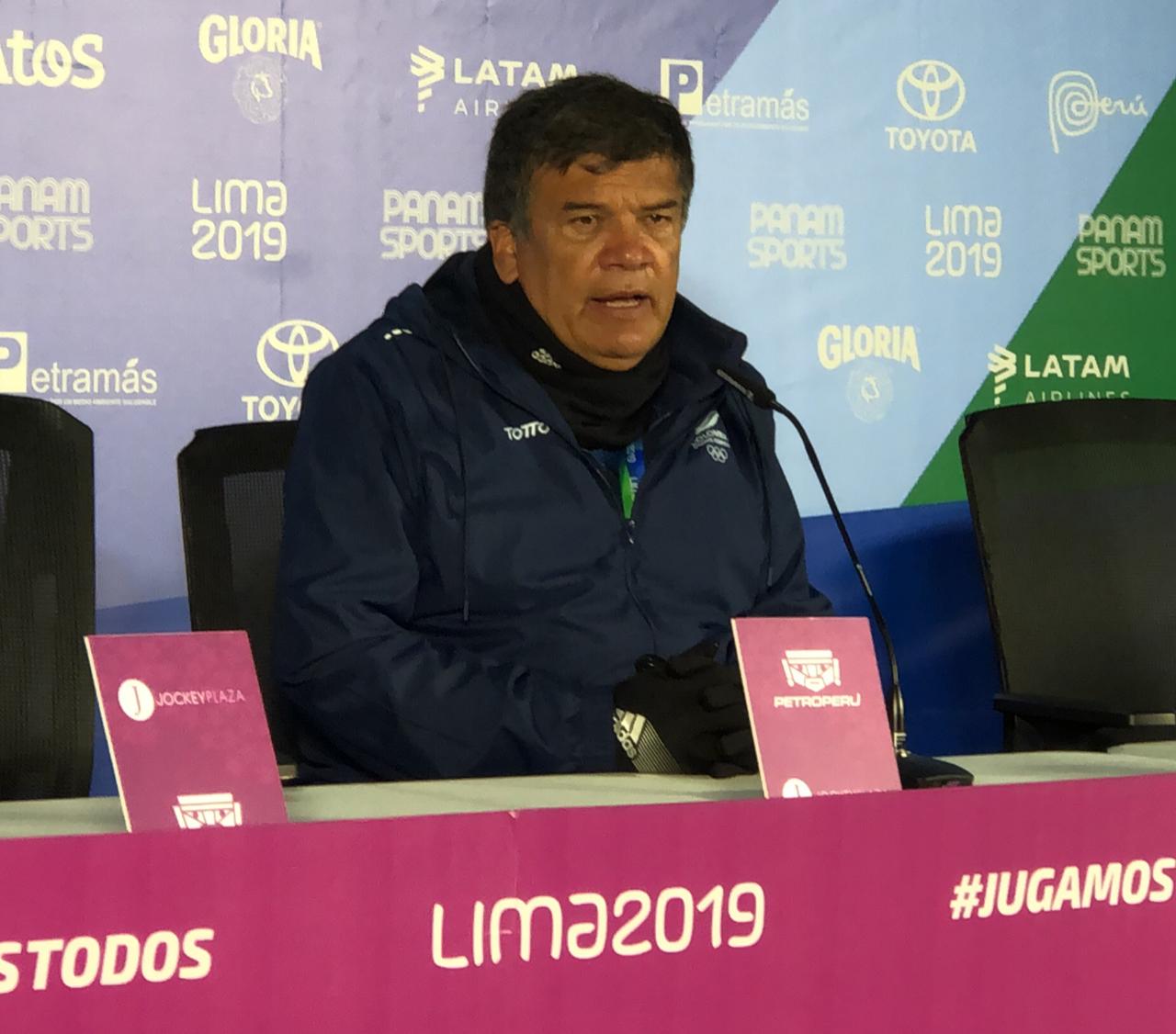 Nelson Abadía, técnico de la Selección Colombia Femenina.