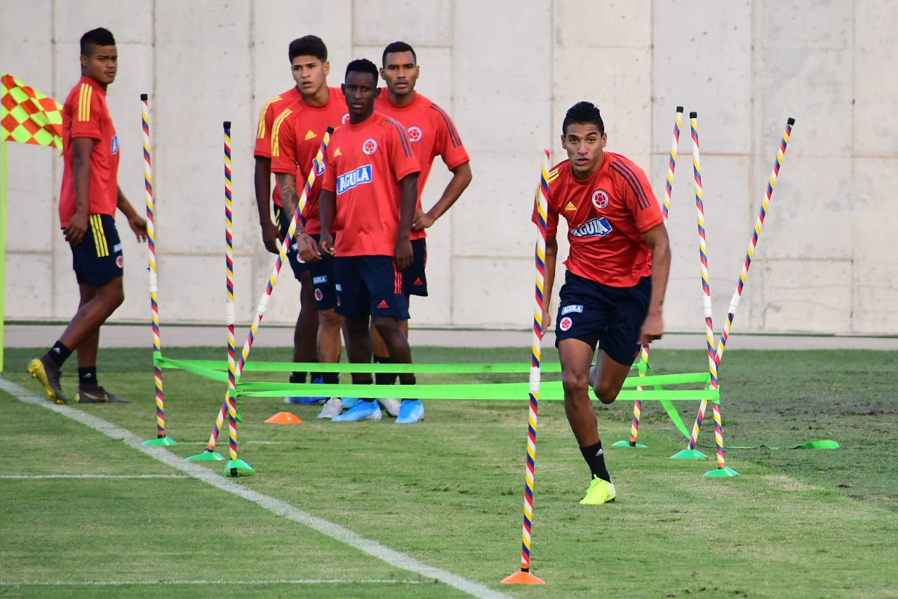 Los jugadores de la selección Colombia sub 23 en el entrenamiento.