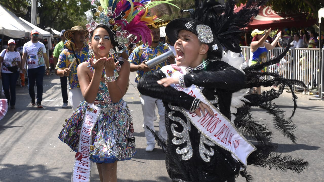 Daniel Fernández y Mariana Gil, Reyes Infantiles del Carnaval de la 44.