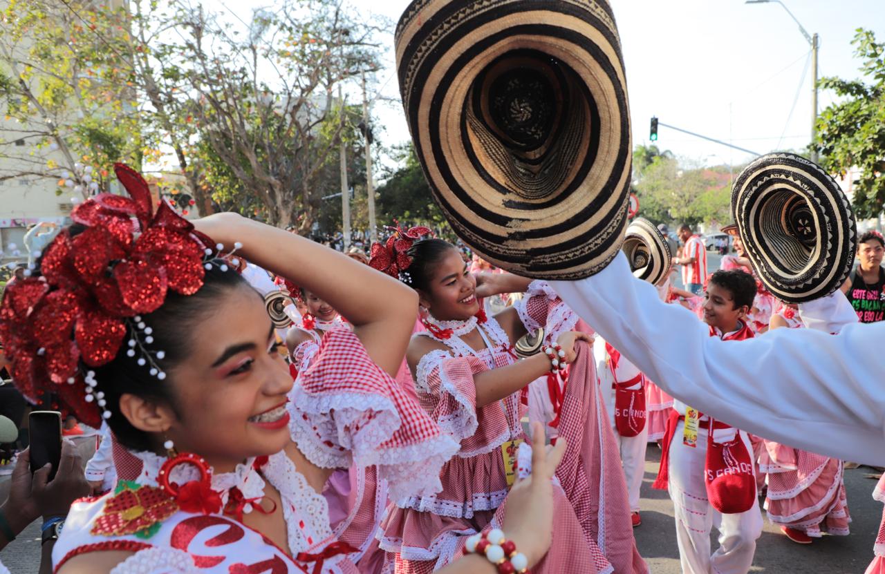 Las cumbiambas despidieron a Joselito Carnaval.