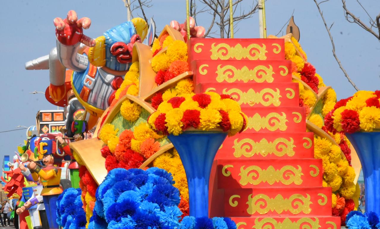 Carroza Carnaval Monumental.