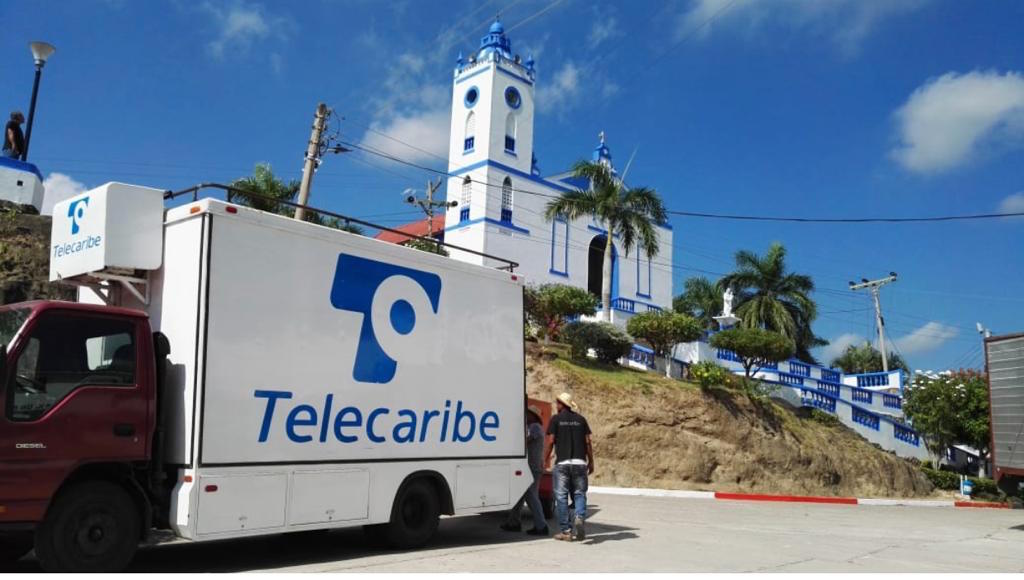 Personal de Telecaribe en actividades de producción.