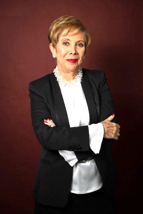 Consuelo Luzardo.