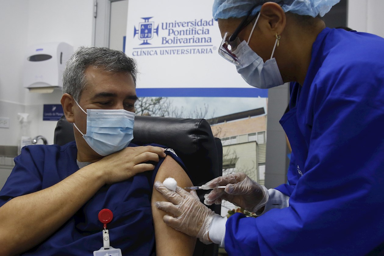 Vacunación en Medellín.