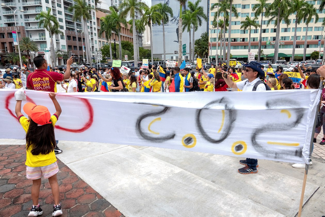Colombianos protestaron en Miami.