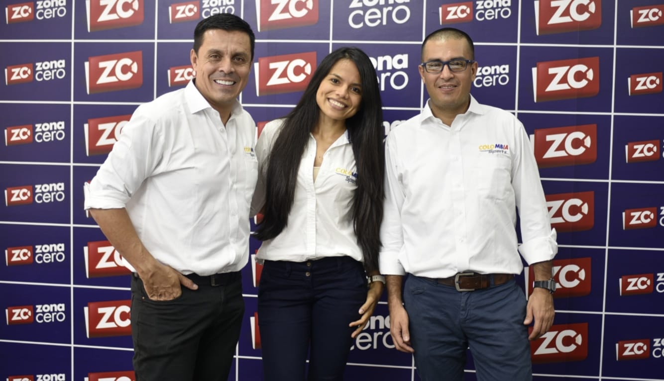 Víctor Hugo Peña, Lorena Díaz y Ismael Peña son parte de grupo de trabajo de Colombia Sports.