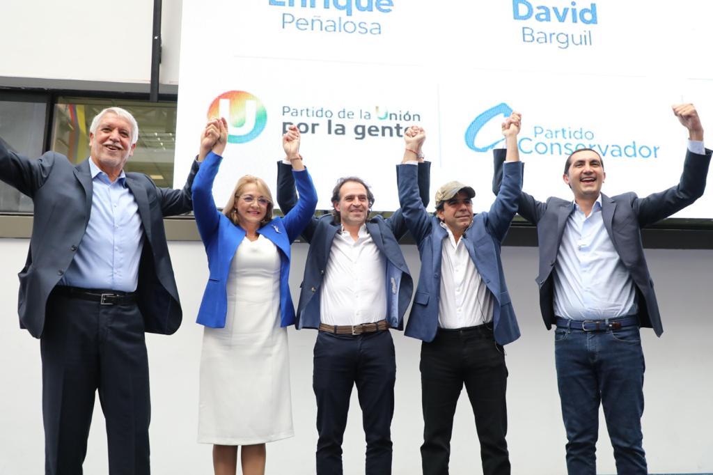 Integrantes de la Coalición Equipo por Colombia.
